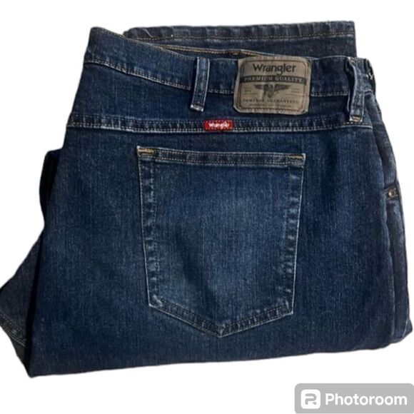 Wrangler Men’s Size 46x30 Straight Leg Jeans Blue Dark Wash Denim Stretch - Picture 1 of 7